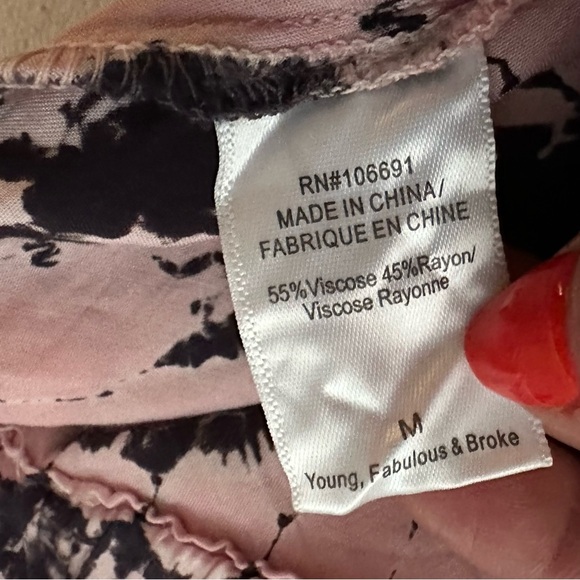 YOUNG FABULOUS & BROKE YFB Felicity Tie Dye Crinkled Midi Skirt Pink Navy M - Picture 7 of 8